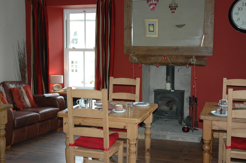 Holmedale Bed And Breakfast Лейбърн Екстериор снимка